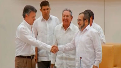 El Gobierno de Colombia y las FARC acuerdan el alto el fuego definitivo