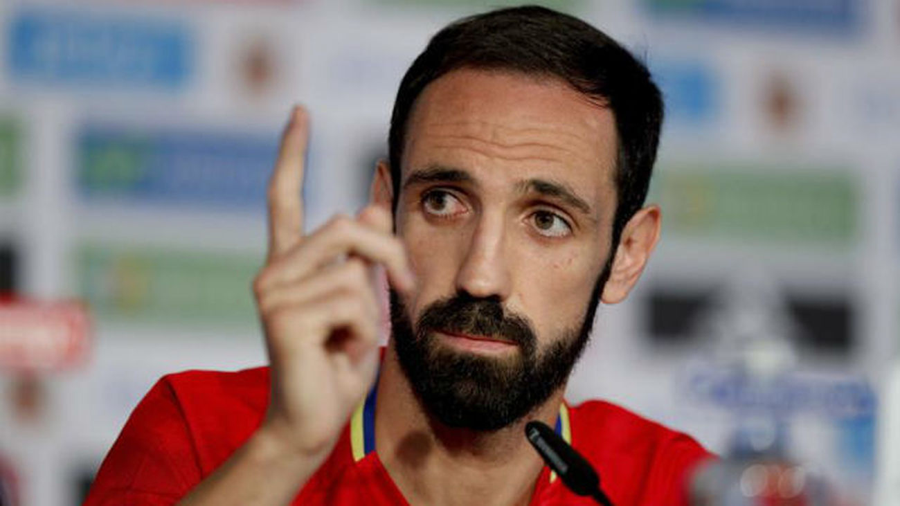 Juanfran: "Contra Italia no habrá exceso de confianza"