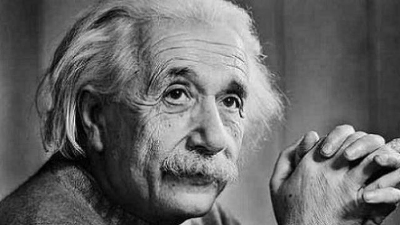 Científicos modelan el universo con la teoría completa  de la relatividad general de Einstein