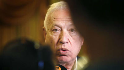 Margallo ve imposible formar gobierno sin la cooperación activa del PSOE y C's