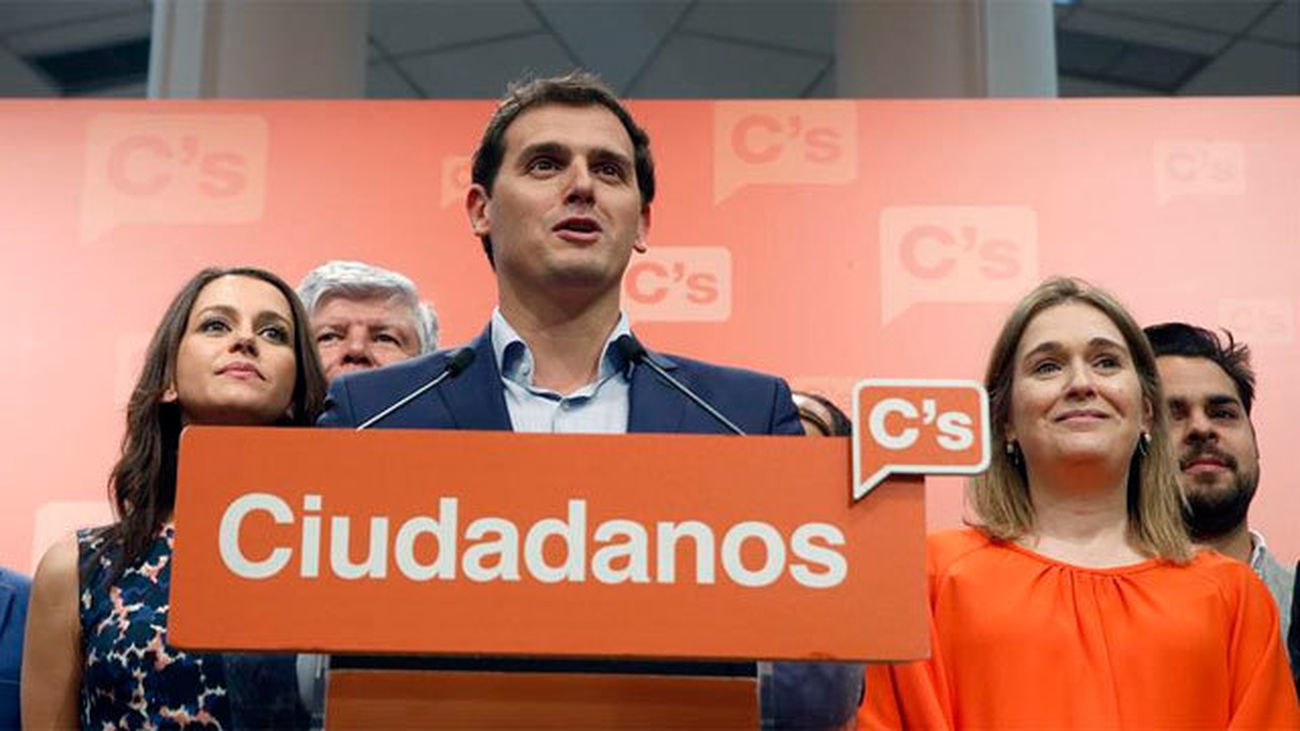 Rivera mantiene que no ayudará a Rajoy a ser Presidente