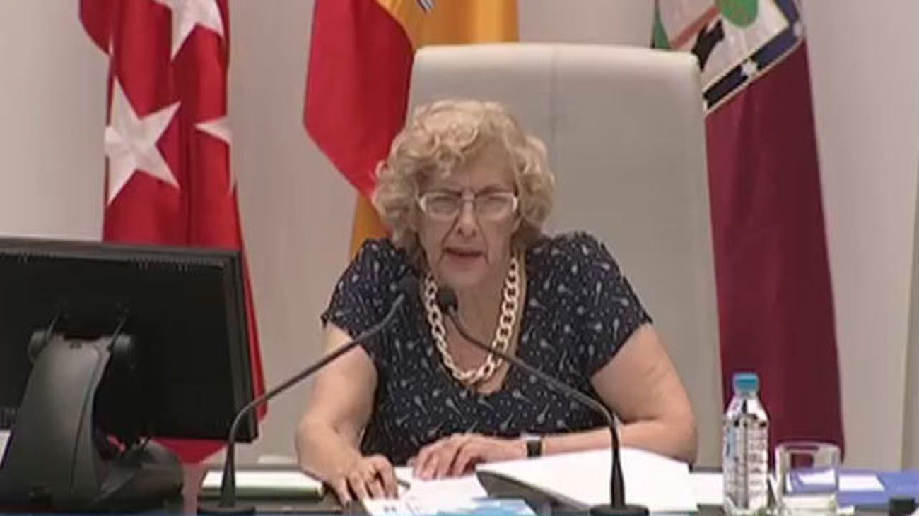Manuela Carmena en el pleno del Ayuntamiento