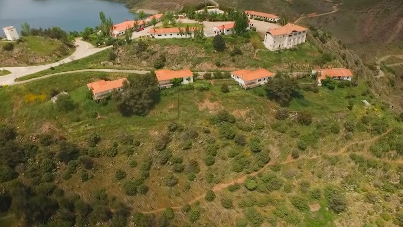 El Atazar: El antiguo poblado de los años sesenta