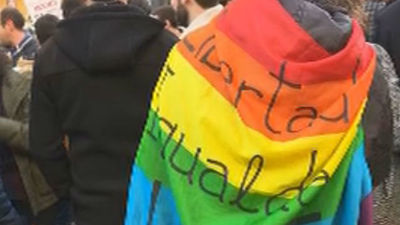 Gran ambiente en Chueca, el epicentro de la Fiesta del Orgullo