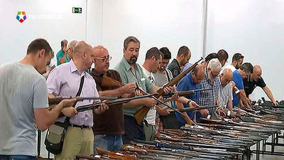La Guardia Civil expone en IFEMA más de 2.600 armas para subasta