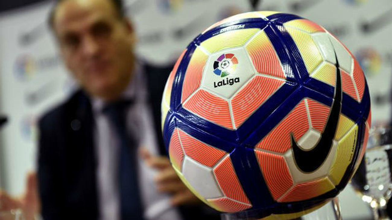 Balón de la LaLiga 2016-2017