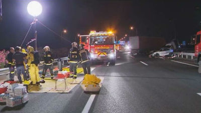 Cuatro heridos leves al colisionar un tráiler y un turismo en la M-45 en San Fernando