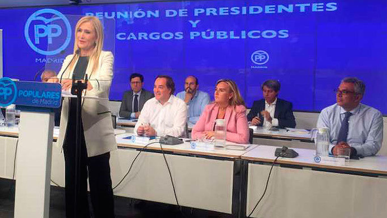 Cifuentes en la reunión del PP de Madrid