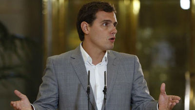 Rivera urge al PSOE a "poner en marcha la legislatura"