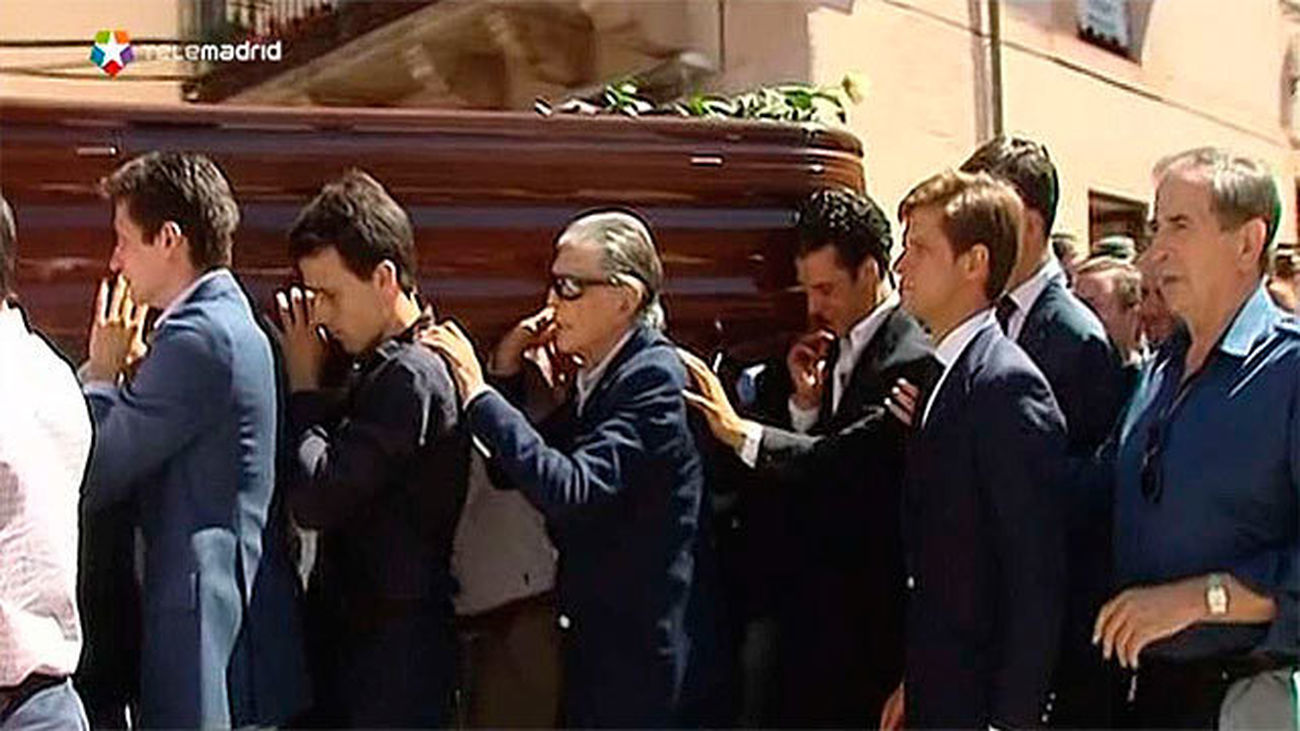 El diestro Víctor Barrio, enterrado en Sepulveda
