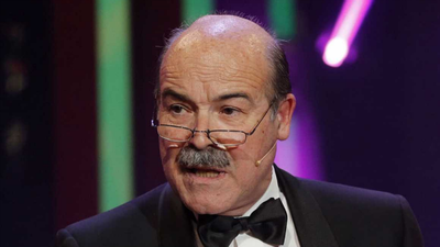 Resines dimite como presidente de la Academia de Cine