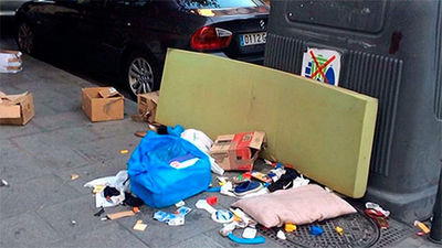 Vecinos de Lavapiés denuncian que las chinches invaden sus casas