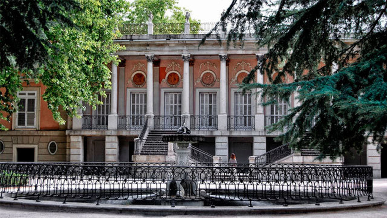 Palacio en el parque El Capricho