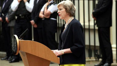 Theresa May pide tiempo a los líderes europeos para negociar el 'brexit'