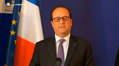 Hollande: Hay "muchos niños" y "muchos extranjeros" entre las víctimas