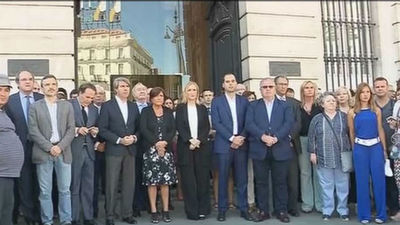 Autoridades y políticos madrileños condenan el ataque y se solidarizan con Niza