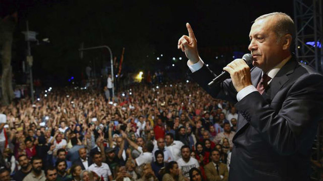 Turquía pide a EEUU la extradición del imam al que acusa del golpe de Estado