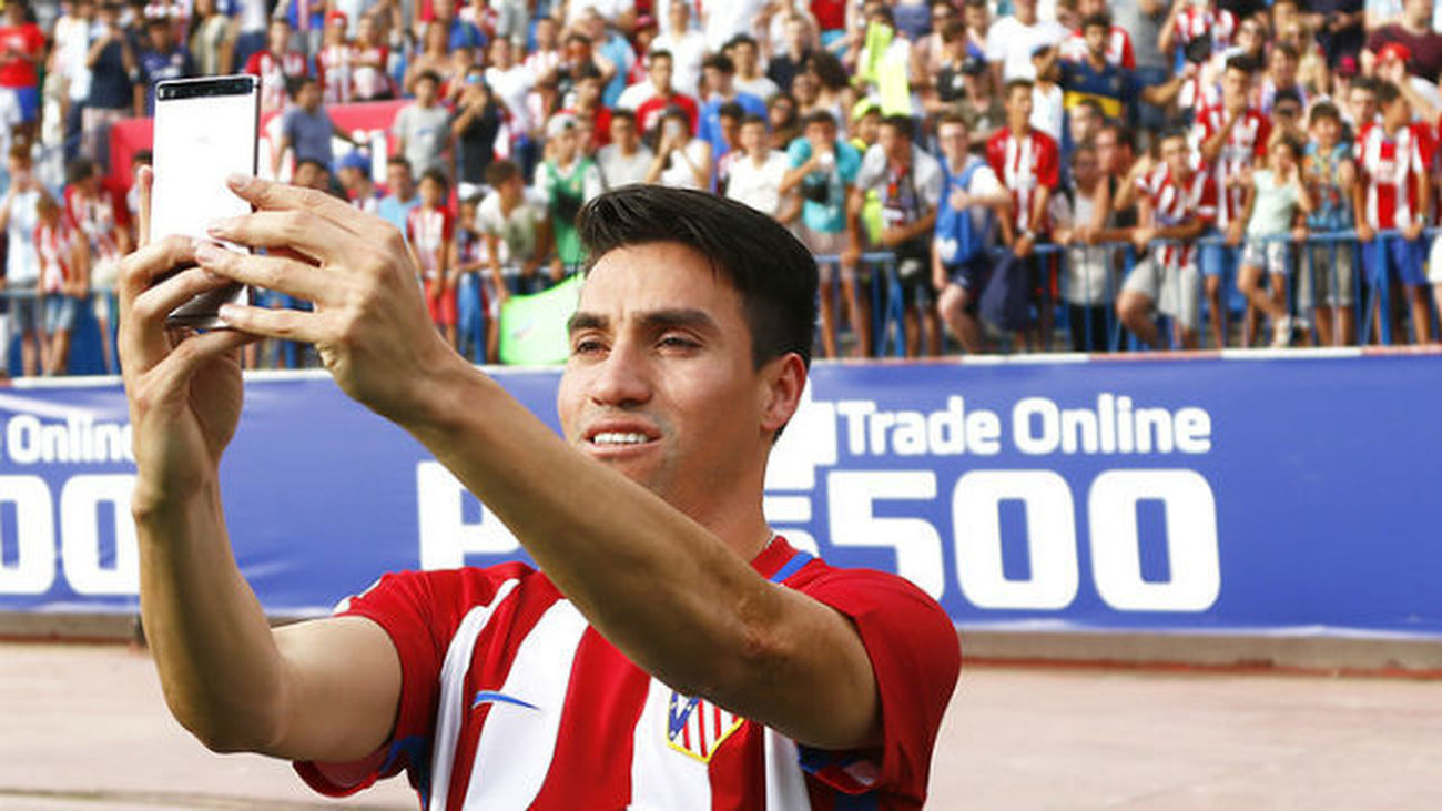 Gaitán: “Espero responder en el campo a la confianza del club”