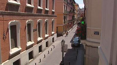 La Puebla, la calle de las lámparas