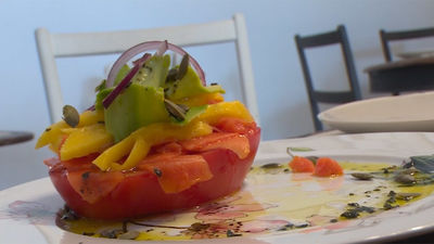 Talamanca del Jarama: El sueño de Alicia y La Muralla