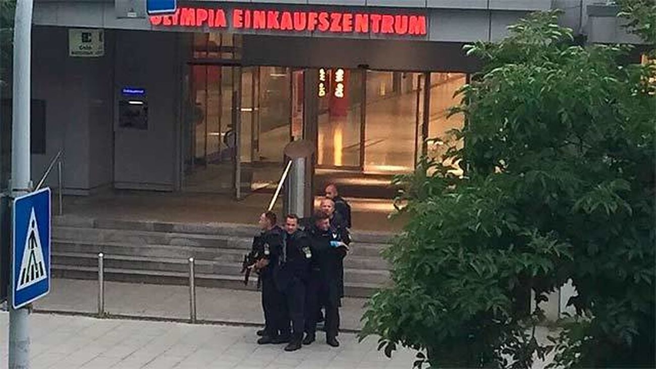 Nueve muertos en un tiroteo a un centro comercial de Múnich