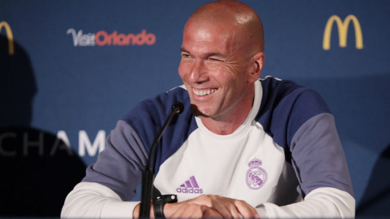 Zidane rechaza favoritismo del Real Madrid y no está preocupado por las bajas