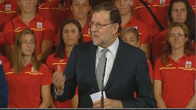 Rajoy apela a no rendirse nunca y ensalza la idea de España como nación