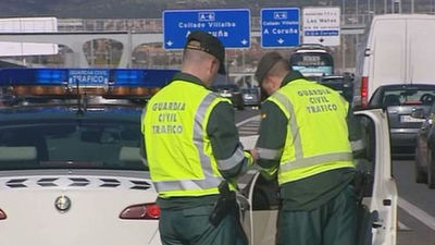 Investigado un motorista de Madrid que circulaba por la carretera N-320 en Peñalver a 208 km/h
