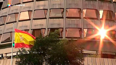 El Constitucional suspende la hoja de ruta independentista