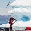 Antonio de la Rosa lleva la bandera de la Comunidad al Círculo Polar Artico