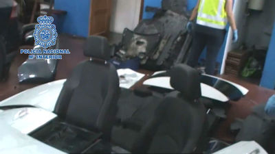 Catorce detenidos por legalizar coches robados con bastidores de desguaces