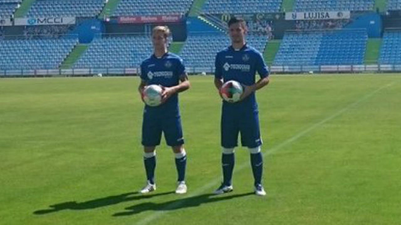 Facundo y Paul Anton, ya posan con los colores del Getafe