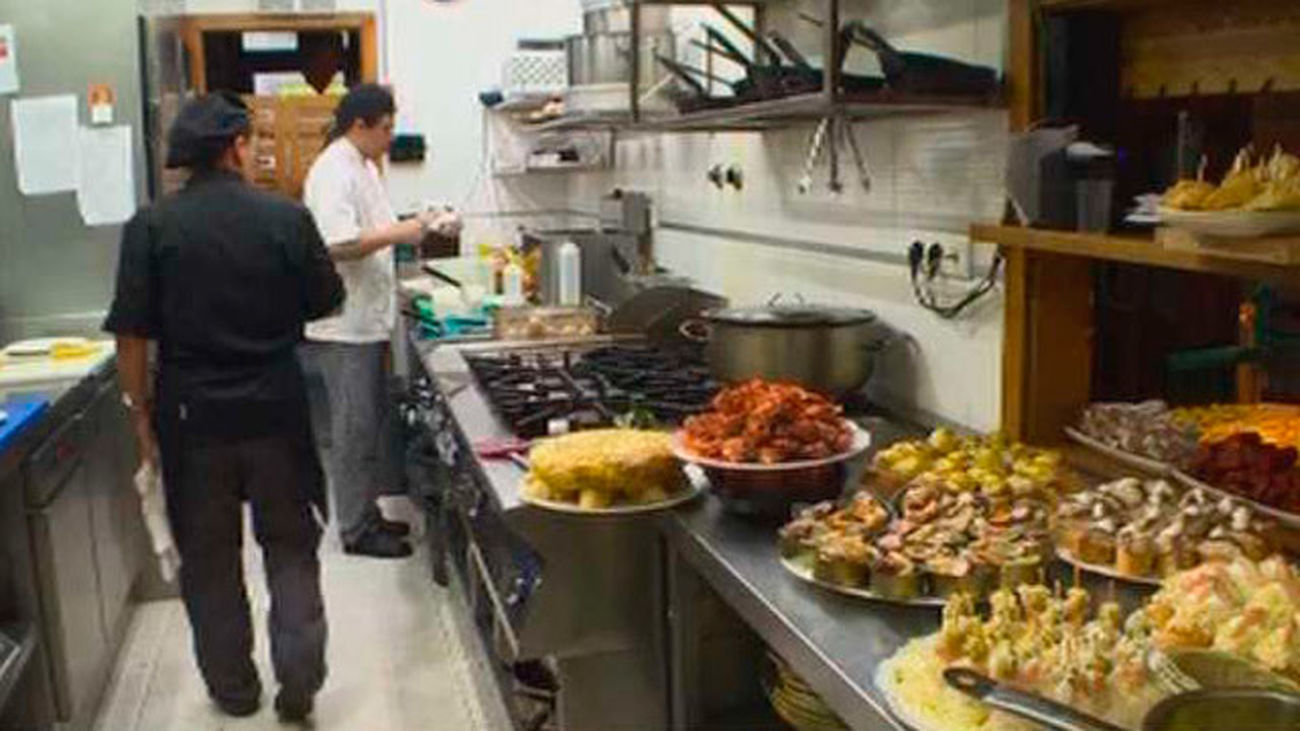 Sanidad realizará 4.000 inspecciones en restaurantes para evitar la salmonelosis