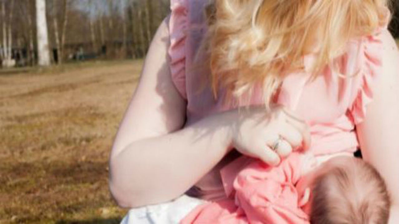 Los pediatras aconsejan a las madres lactantes evitar dietas hipocalóricas