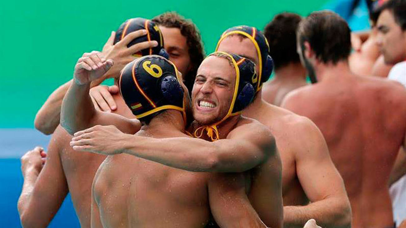 España logra un sufrido triunfo ante Estados Unidos