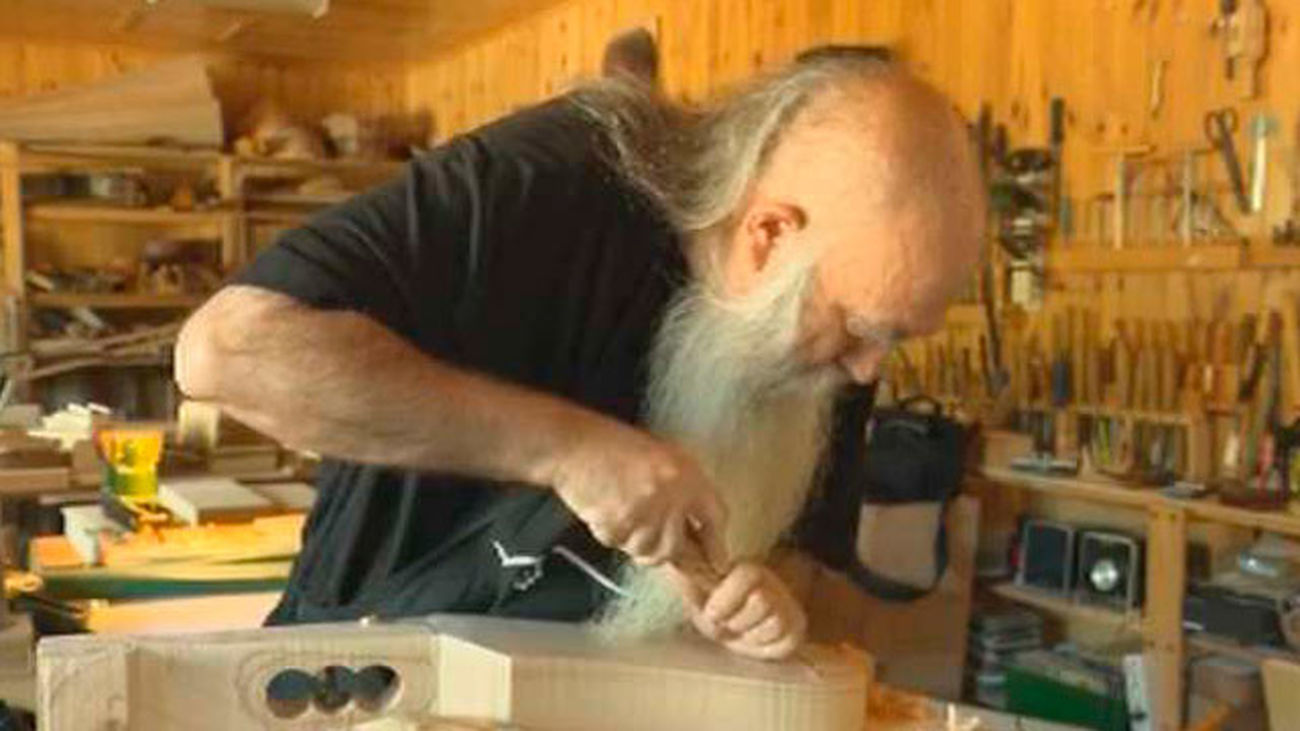 Un grupo de lutieres 'dará vida' a seis instrumentos  musicales del SXII tallados en la Colegiata de Toro