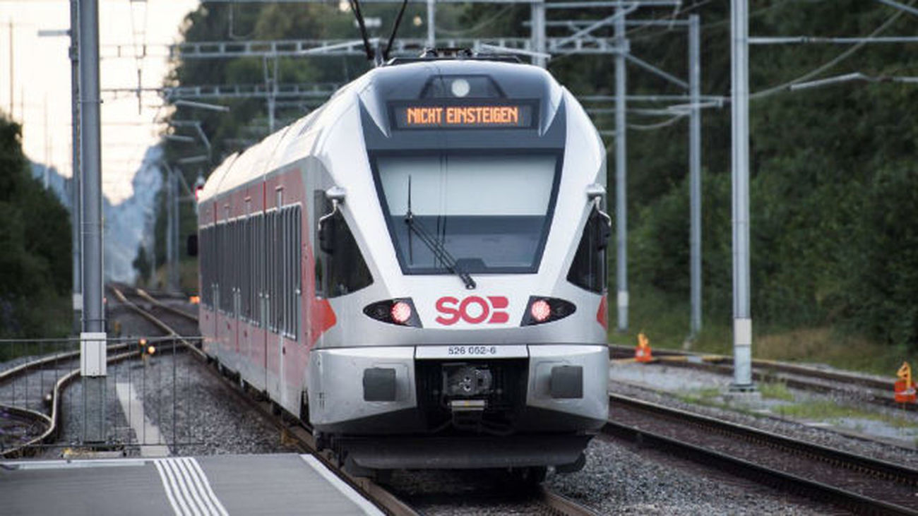 Al menos siete acuchillados en un tren incendiado en Suiza