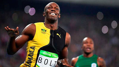 Bolt agranda su leyenda con su tercer oro en 100 metros