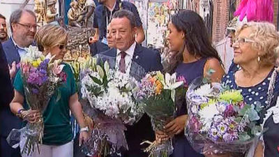 Madrid despide sus fiestas más castizas con una ofrenda floral y la procesión