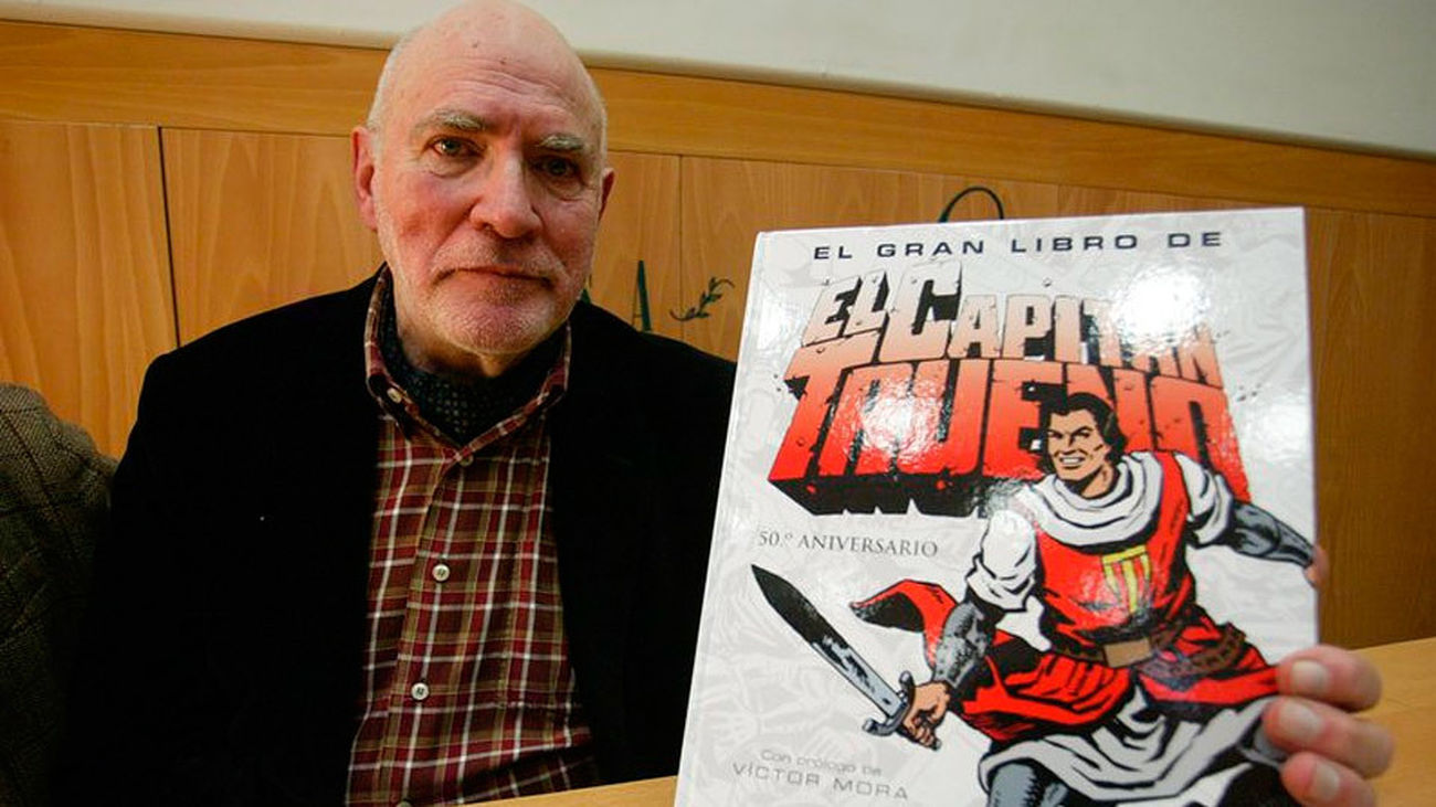 El escritor Víctor Mora, creador del "Capitán Trueno"