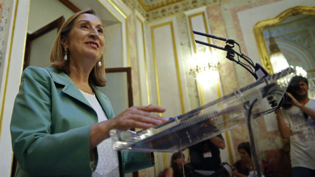 Pastor anuncia que el debate de investidura de Rajoy como presidente del Gobierno se celebrará el 30 de agosto