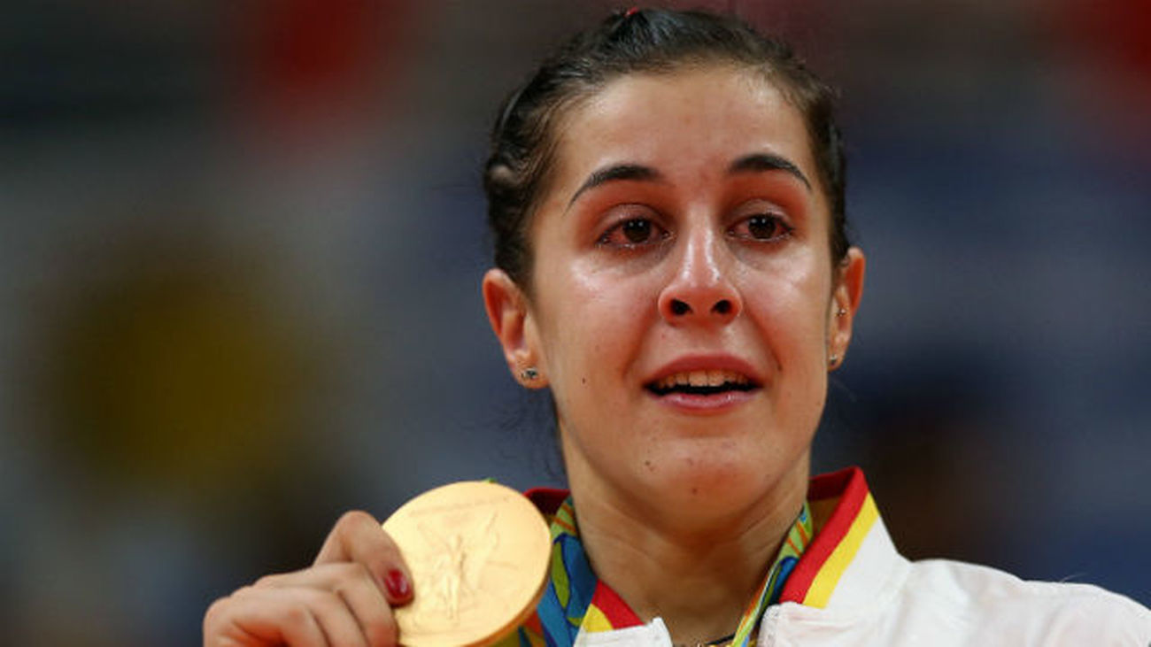 La española Carolina Marín celebra el oro tras vencer a la india Sindhu Pusarla