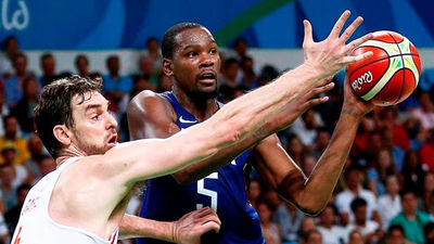 76-82. España cae ante Estados Unidos y luchará por el bronce