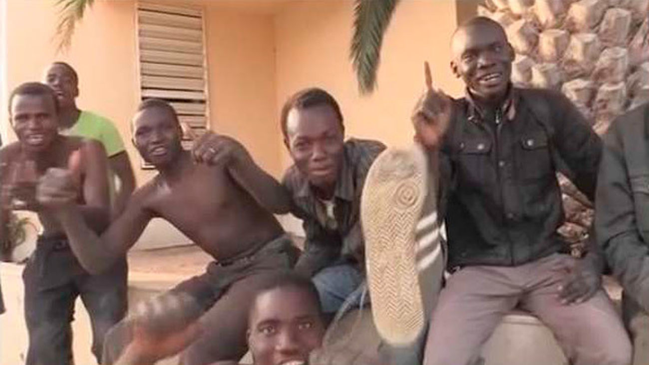 Inmigrantes logran saltar la valla de Melilla