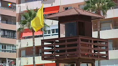 El levante fuerte no abandona Cádiz ni el Estrecho