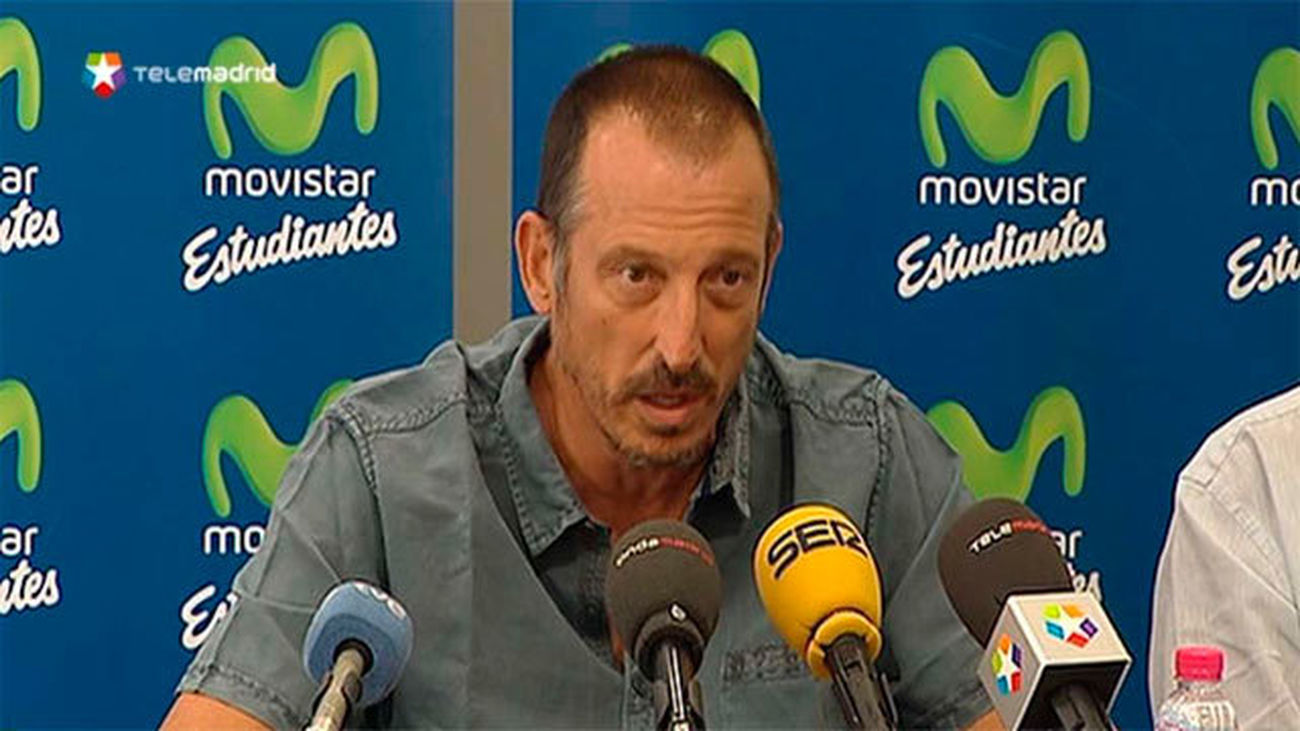 Estudiantes presenta a su nuevo entrenador, Salva Maldonado