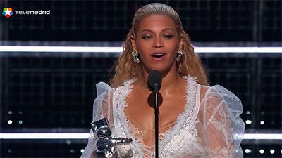 Beyoncé, reina absoluta del pop en los premios MTV