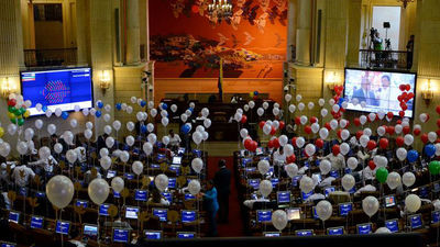 El Congreso colombiano aprueba convocatoria de plebiscito de paz el 2 de octubre