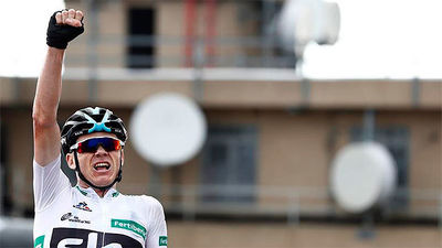 Vuelta: Froome gana la crono y le recorta más de dos minutos a Quintana