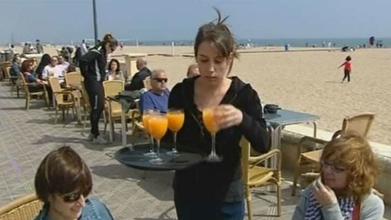 El paro sube en 14.435 personas en agosto con el fin del verano